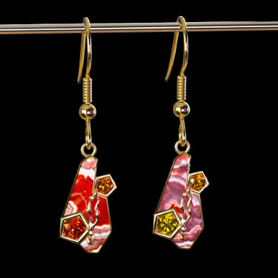 Daz3D Honeycomb Gem Earrings for Genesis 8 and 9
