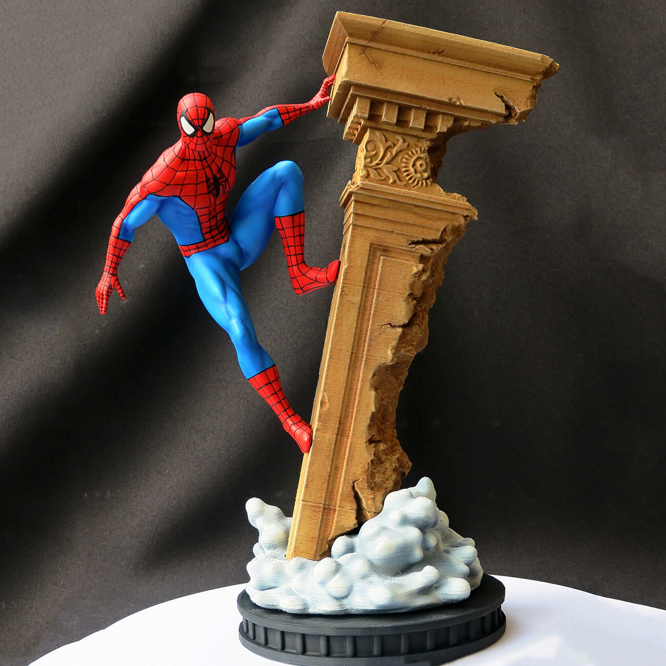 Spiderman Marvel Statue 3D Print Model by cheriloyet