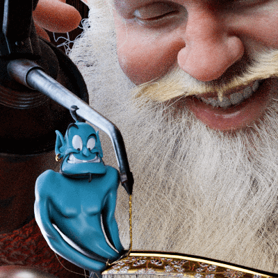 Santa Claus needed the help of the lamp gin