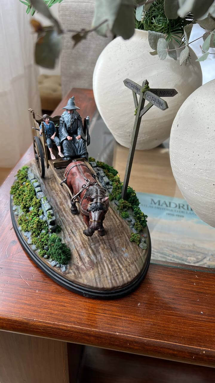 Gandalf and Frodo on Cart - 3D Print Model by gondoriancitizen