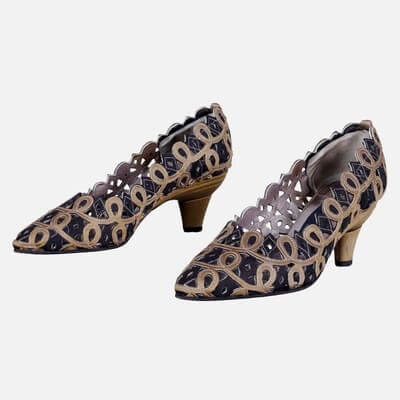 Curly Dancing Shoes Black and Gold Pumps