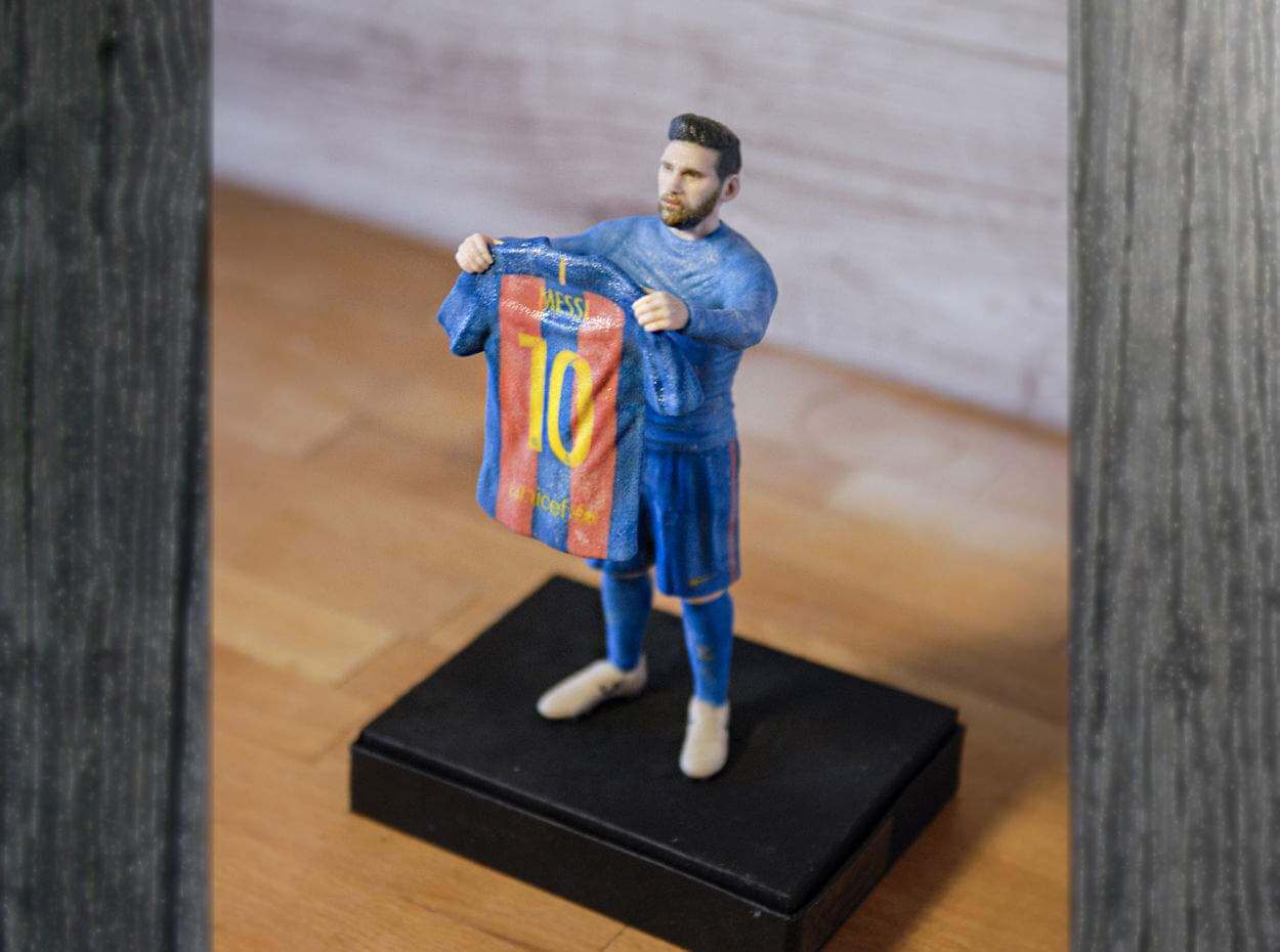 Lionel Messi Figurine (Full Color) 3D Print Model by PrintedReality